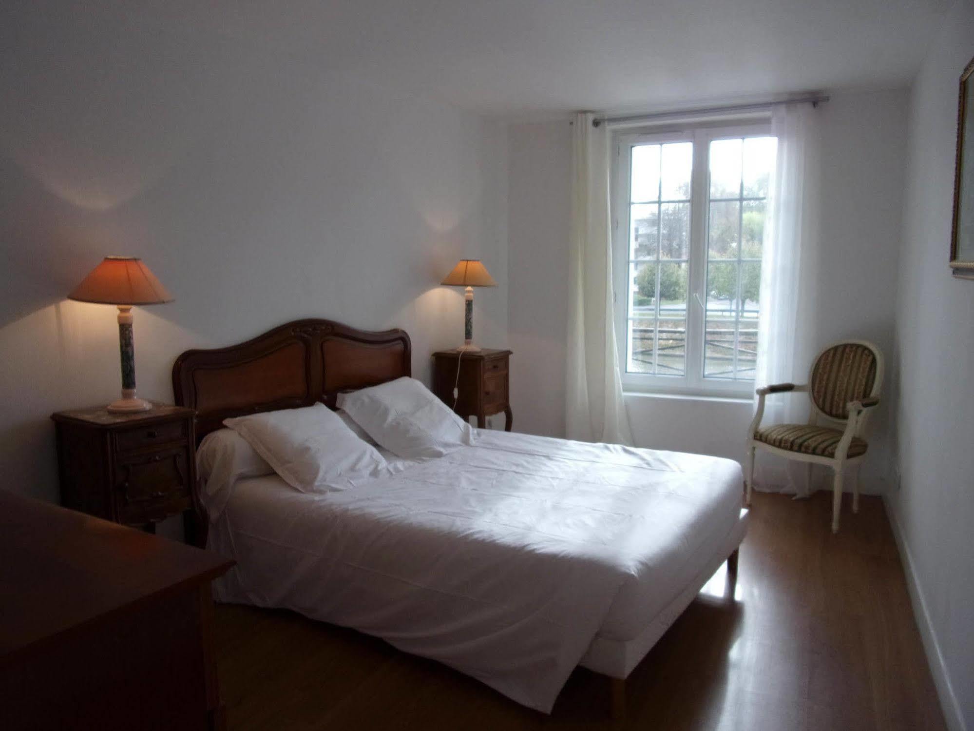 Top' Appart Hotel Pont-Sainte-Maxence Zewnętrze zdjęcie